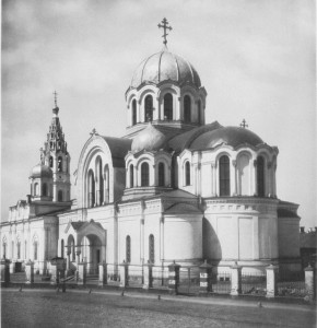 Церковь Казанской Иконы Божьей Матери у Калужских ворот. Фоторафия 1883 года (год рождения И.С. Шмелёва!)